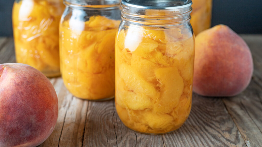 Canning Peaches How to Can Peaches Binky's Culinary Carnival