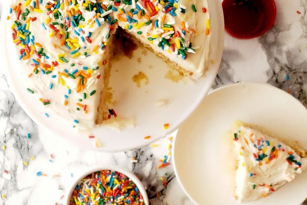A Mini Vanilla Cake