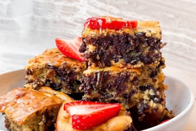 A plate of Chocolate Chip Baked Oats Without Bananas