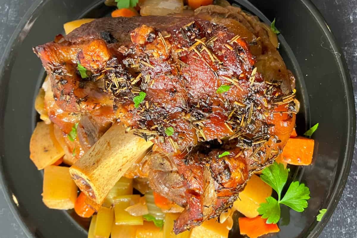 An overhead shot of Ham Shank