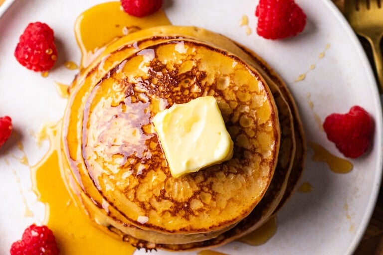 Lemon Honey Cottage Cheese Oat Pancakes