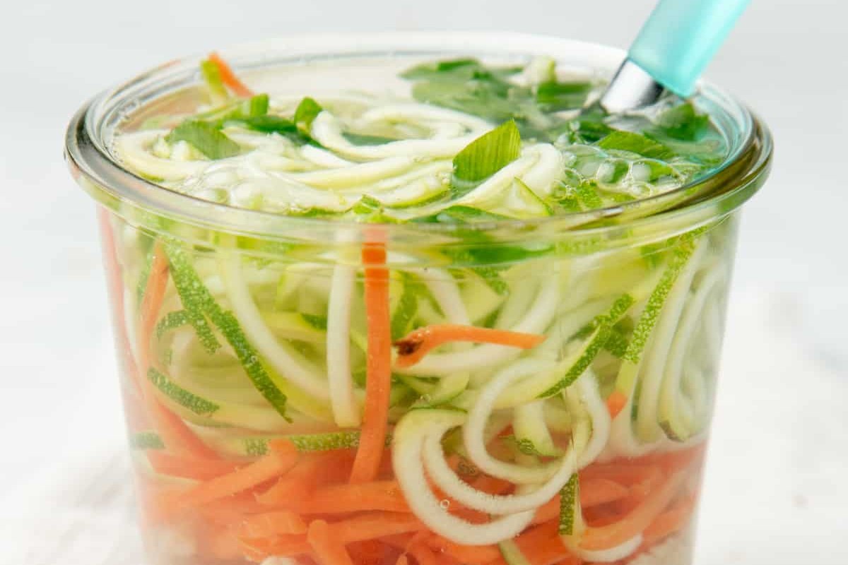 How to Make Instant Chicken Zoodle Soup in a Jar
