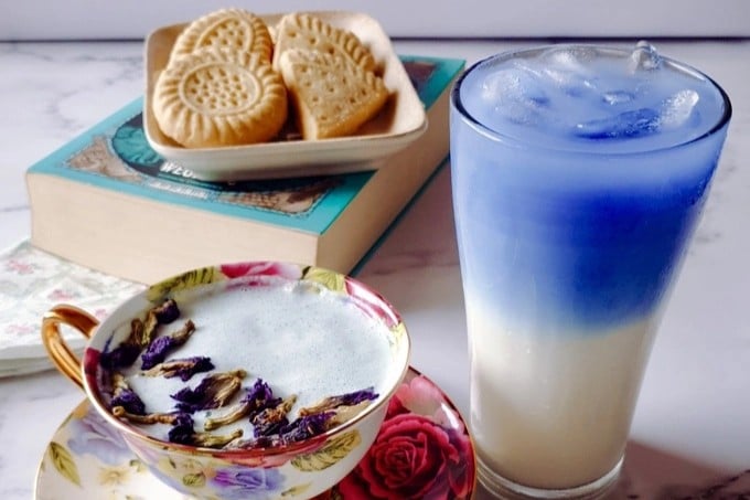 Enchanting Blue Latte Recipe (Super Easy with Butterfly Pea)
