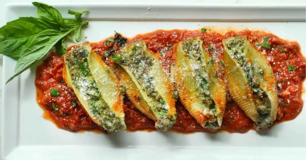Beef Stuffed Shells [High Protein Cottage Cheese + Spinach]
