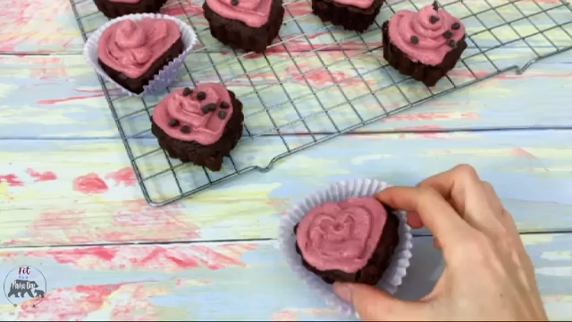 Vegan Heart Shaped Cupcake Recipe [Gluten-Free]
