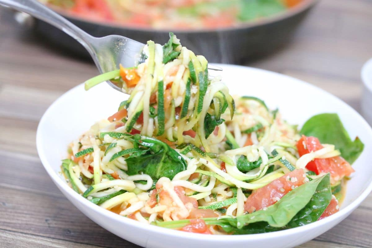 Spicy Tomato Zoodles Bowl
