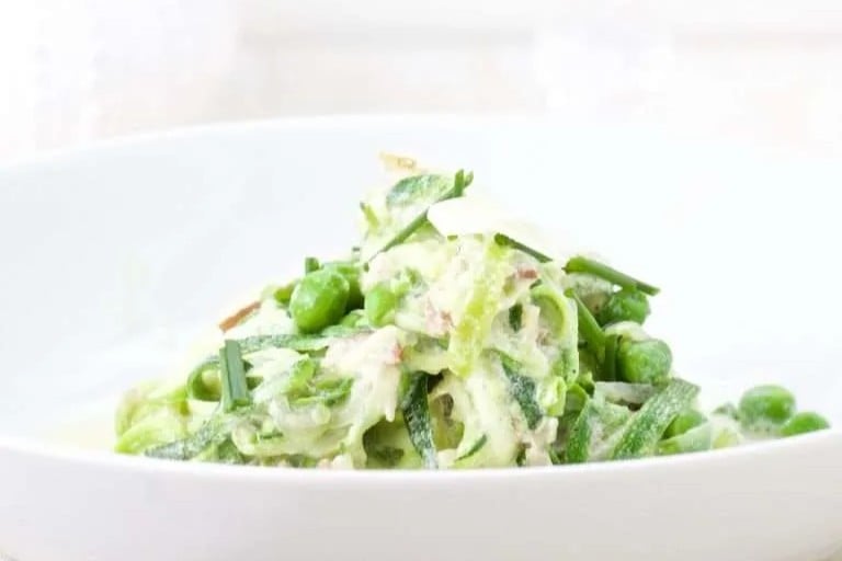 Zoodle Carbonara with Peas
