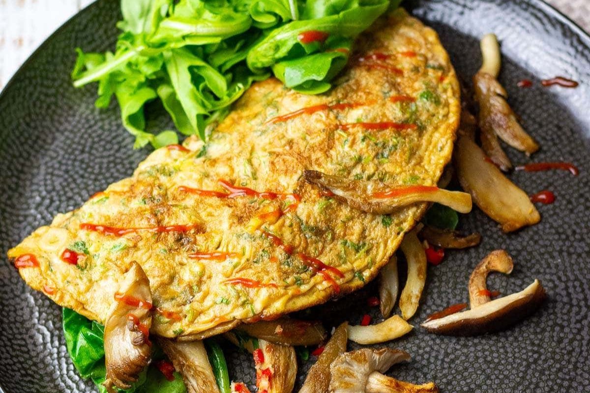 Vietnamese Omelette with Mushrooms and Spinach
