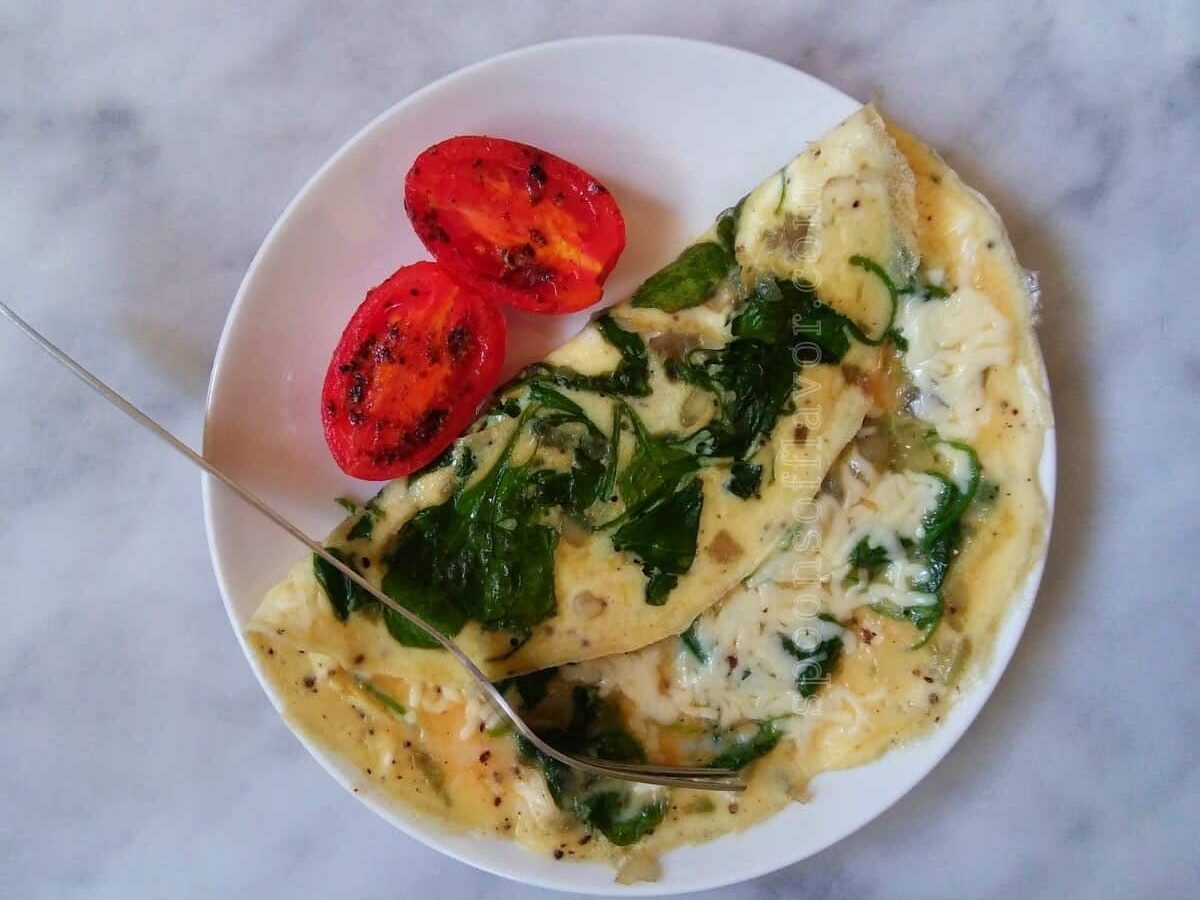 Easy Spinach Omelette Recipe with Cheese
