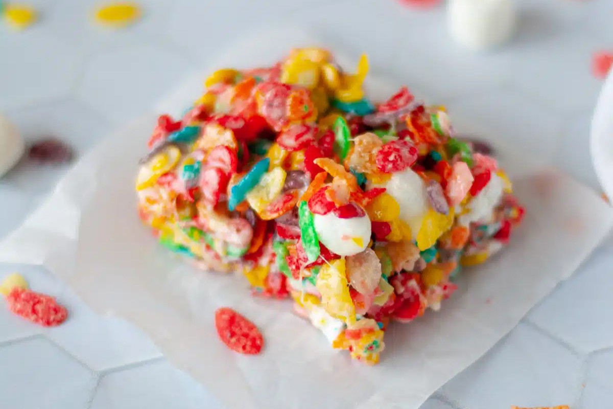 Marshmallow Fruity Pebbles Treats Recipe
