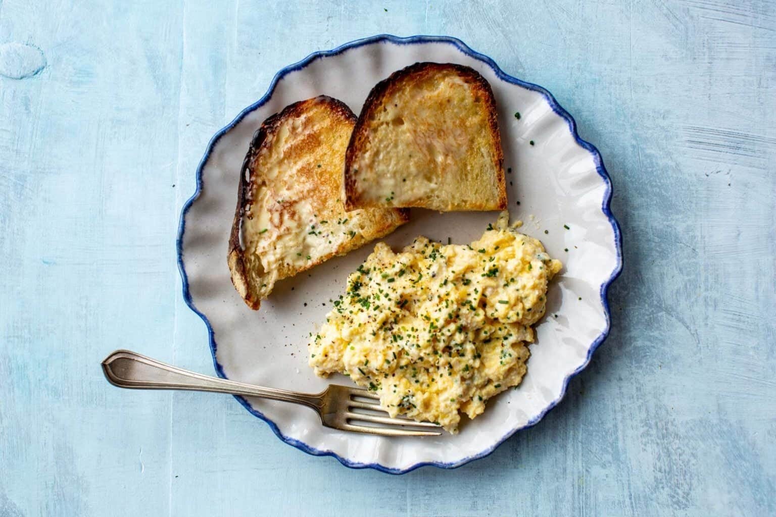 Soft Scrambled Eggs with Ricotta