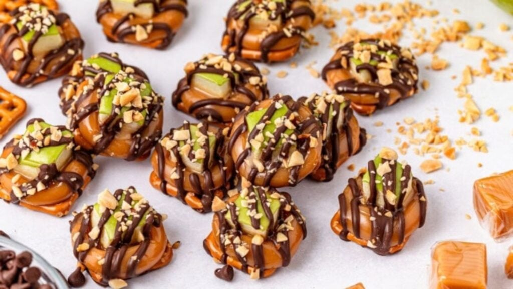 Caramel Apple Pretzel Bites close up image.