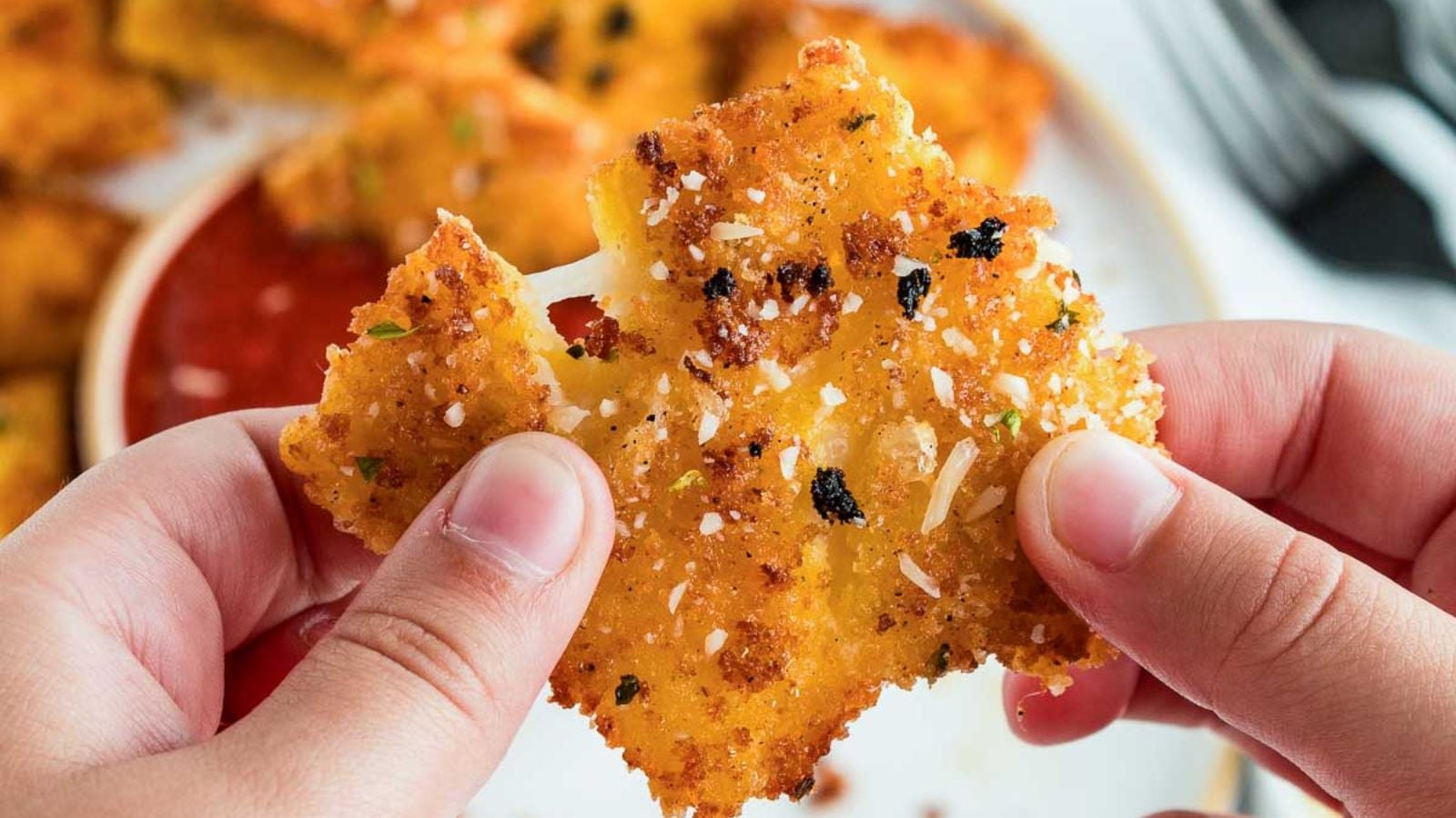 Fried ravioli close up image.