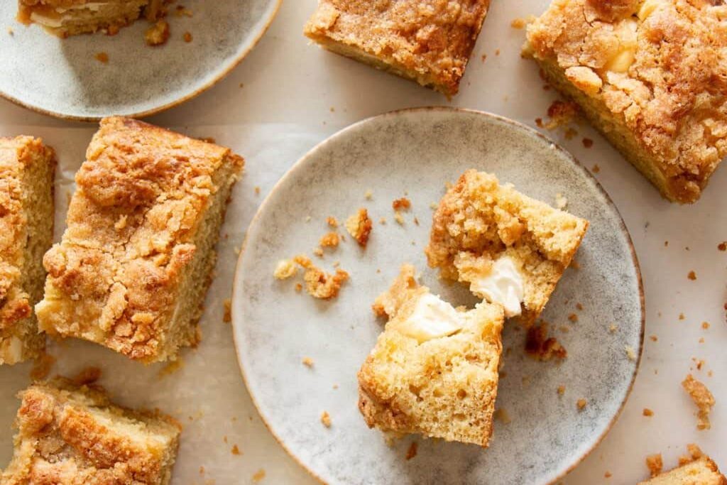 Quick and Easy Cream Cheese Coffee Cake Recipe
