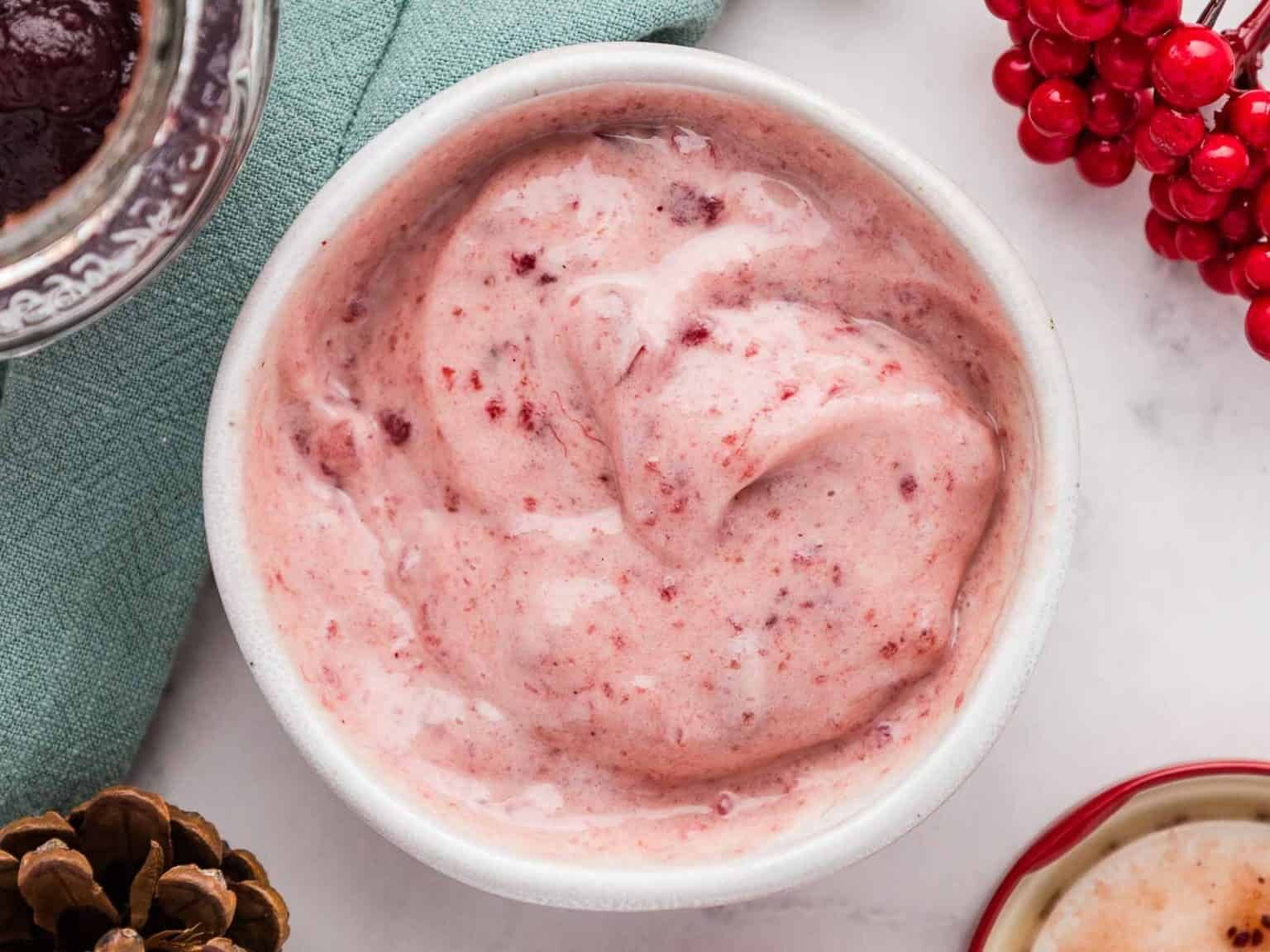 3-Minute Cranberry Aioli (Mayo Sauce)