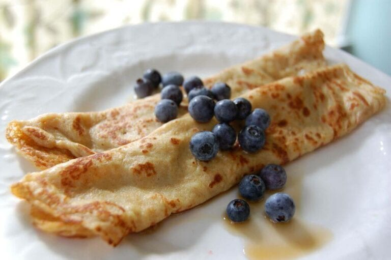Healthy Whole-Wheat Crepes Recipe
