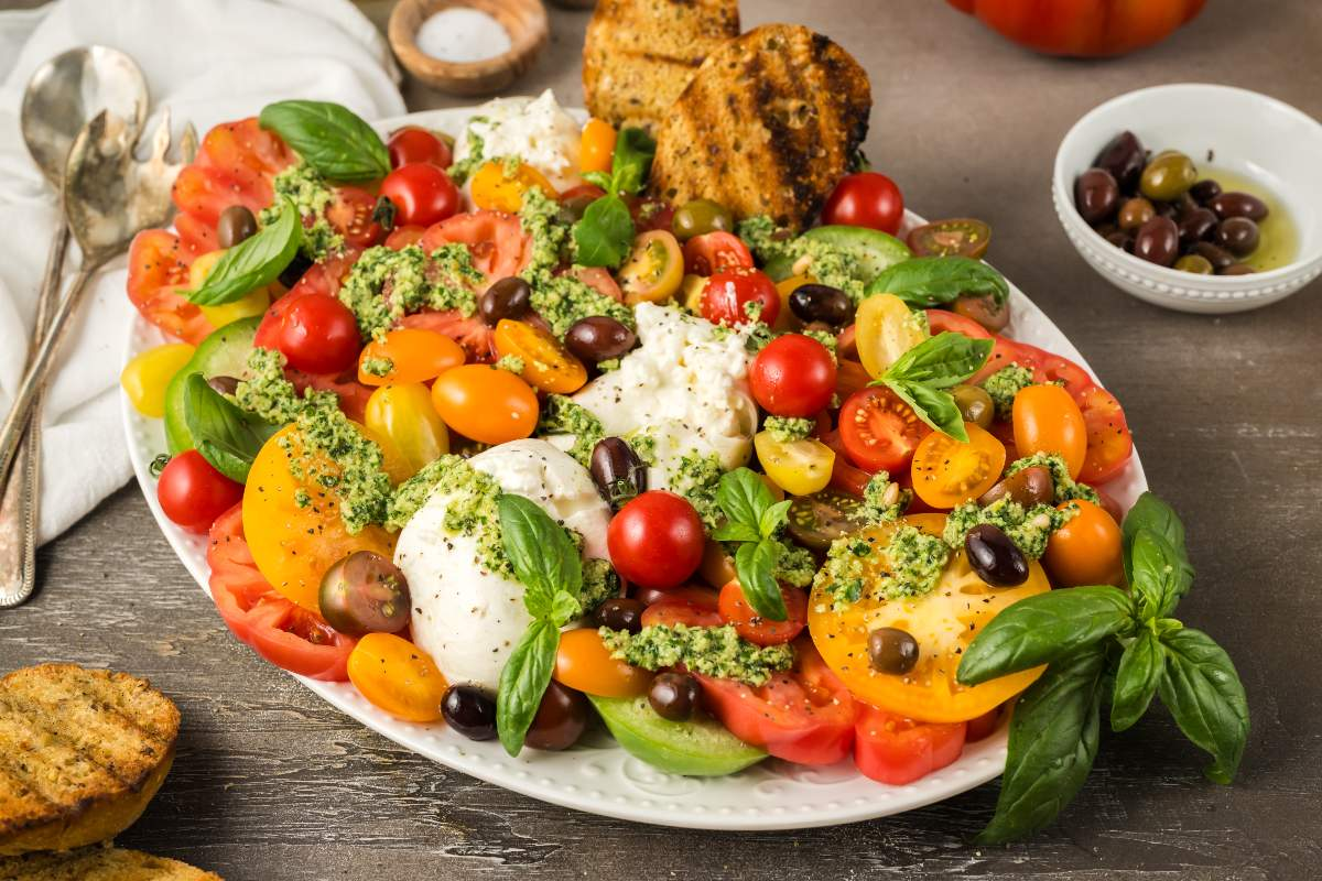 Burrata with Tomatoes and Pesto
