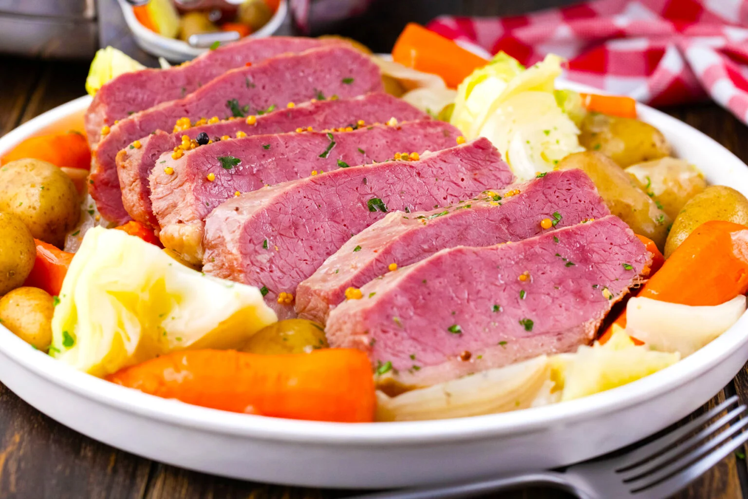 Slow Cooker Corned Beef with Cabbage